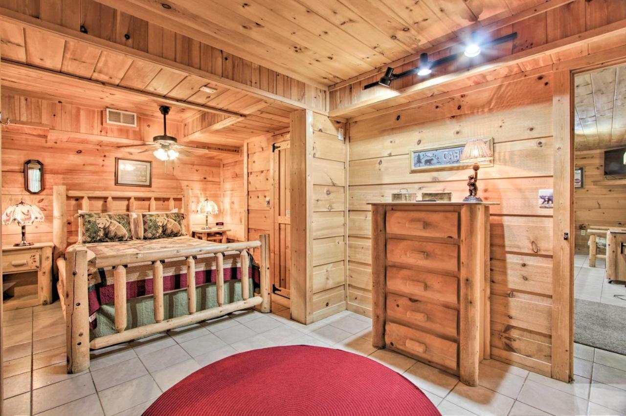 A-Frame Cabin With Hot Tub Less Than 1 Mi To Ober Gatlinburgヴィラ エクステリア 写真