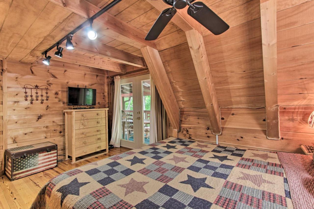 A-Frame Cabin With Hot Tub Less Than 1 Mi To Ober Gatlinburgヴィラ エクステリア 写真